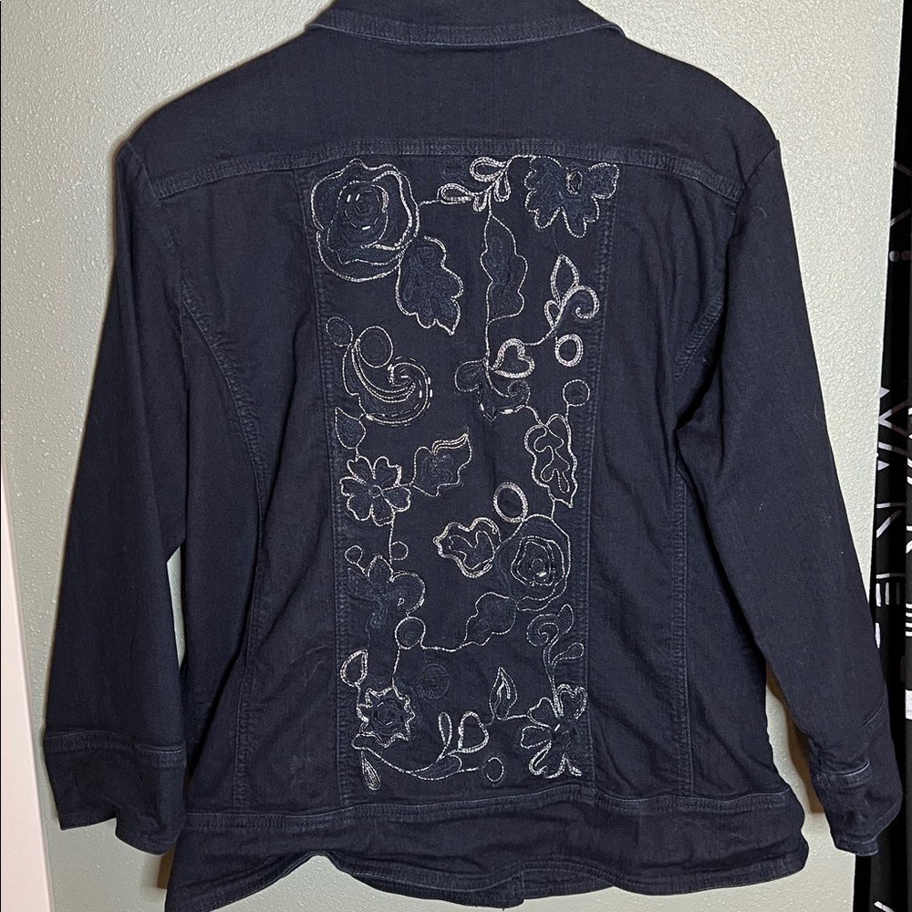 Chico’s Denim Jacket 3 - Picture 5 of 6